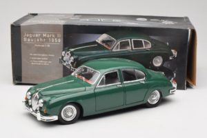 Jaguar Mark II Verde Tchibo 1:18 49420 Metal - imaginea 8 din 8
