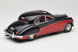 Jaguar Mk VIII Negru & Roșu Închis BoS Models 1:18 BOS408 Rășină - imaginea 2 din 6