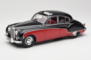 Jaguar Mk VIII Negru & Roșu Închis BoS Models 1:18 BOS408 Rășină