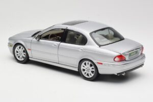 Jaguar X-Type Argintiu Maisto 1:18 7271328 Metal - imaginea 7 din 8