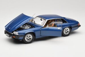 Jaguar XJ-S Albastru Road Signature 1:18 92658 Metal - imaginea 2 din 8