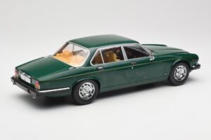 Jaguar XJ Series III Verde Închis MCG 1:18 MCG18175 Metal - imaginea 2 din 6