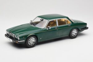 Jaguar XJ Series III Verde Închis MCG 1:18 MCG18175 Metal
