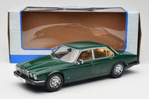 Jaguar XJ Series III Verde Închis MCG 1:18 MCG18175 Metal - imaginea 6 din 6