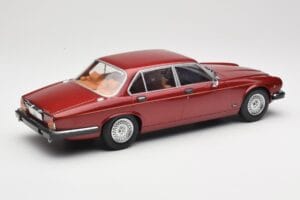 Jaguar XJ Series III Metallic Dark Red MCG 1:18 MCG18176 Metal - imaginea 2 din 6