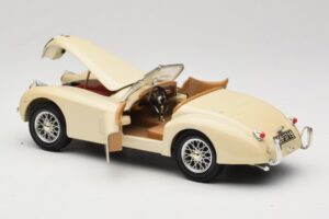 Jaguar XK120 Alb Eduscho 1:18 7482-1HTH Metal - imaginea 5 din 8