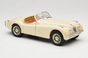 Jaguar XK120 Alb Eduscho 1:18 7482-1HTH Metal - imaginea 6 din 8