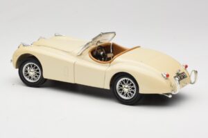 Jaguar XK120 Alb Eduscho 1:18 7482-1HTH Metal - imaginea 7 din 8