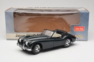 Jaguar XK140 Drophead Coupe Negru Sun Star 1:18 2802 Metal - imaginea 8 din 8