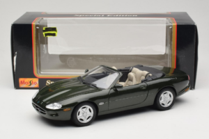 Jaguar XK8 Green Metallic Gri Deschis Interior Maisto 1:18 31836 Metal - imaginea 8 din 8