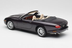 Jaguar XKR X100 Cabriolet Gri Maisto 1:18 50331 Metal - imaginea 7 din 8