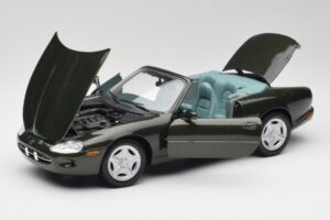 Jaguar XKR X100 Cabriolet Verde Maisto 1:18 37800-M1 Metal - imaginea 2 din 8