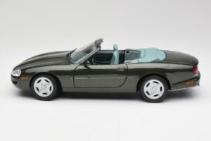 Jaguar XKR X100 Cabriolet Verde Maisto 1:18 37800-M1 Metal - imaginea 4 din 8