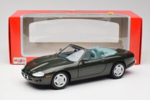 Jaguar XKR X100 Cabriolet Verde Maisto 1:18 37800-M1 Metal - imaginea 8 din 8
