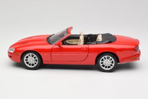 Jaguar XKR X100 Roșu Maisto 1:18 50330 Metal - imaginea 4 din 8
