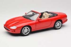 Jaguar XKR X100 Roșu Maisto 1:18 50330 Metal
