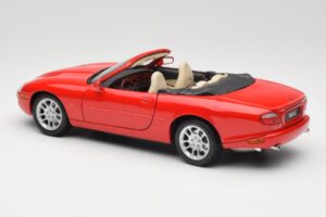 Jaguar XKR X100 Roșu Maisto 1:18 50330 Metal - imaginea 7 din 8