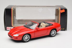 Jaguar XKR X100 Roșu Maisto 1:18 50330 Metal - imaginea 8 din 8