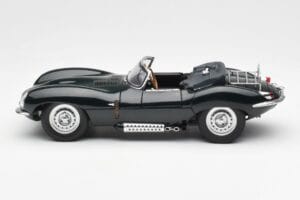 Jaguar XKSS Steve McQueen Personal Car AUTOart 1:18 73526 Metal - imaginea 4 din 8