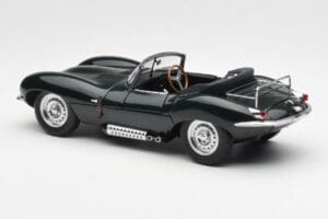 Jaguar XKSS Steve McQueen Personal Car AUTOart 1:18 73526 Metal - imaginea 7 din 8