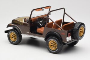 Jeep CJ-7 Golden Eagle Verde MCG 1:18 MCG18109 Metal - imaginea 5 din 6