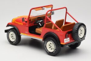 Jeep CJ-7 Renegade Roșu MCG 1:18 MCG18110 Metal - imaginea 5 din 6