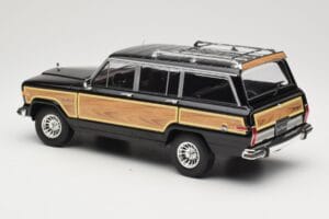 Jeep Grand Wagoneer Negru KK-Scale 1:18 KKDC181113 Metal - imaginea 5 din 6