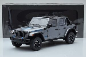 Jeep Wrangler 4xe Argintiu GT Spirit 1:18 GT419 Rășină - imaginea 6 din 6