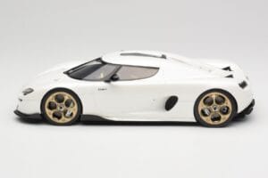 Koenigsegg CC850 Crystal White GT Spirit 1:18 GT903 Rășină - imaginea 3 din 6