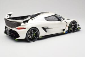 Koenigsegg Jesko Attack Crystal White Pearl GT Spirit 1:12 GT501 Rășină - imaginea 2 din 6