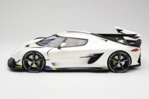 Koenigsegg Jesko Attack Crystal White Pearl GT Spirit 1:12 GT501 Rășină - imaginea 3 din 6