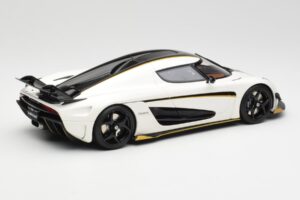 Koenigsegg Regera Crystal Alb GT Spirit 1:18 GT913 Rășină - imaginea 2 din 6