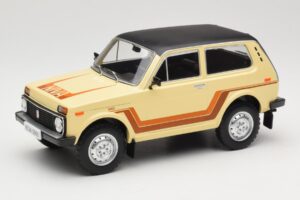 Lada Niva 2121 California Bej MCG 1:18 MCG18004 Metal