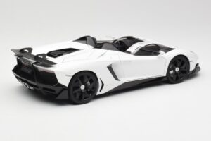 Lamborghini Aventador J Alb AUTOart 1:18 74674 Metal - imaginea 3 din 8