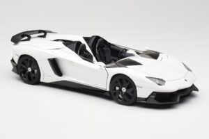 Lamborghini Aventador J Alb AUTOart 1:18 74674 Metal - imaginea 6 din 8