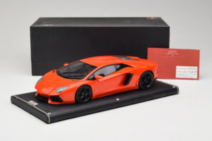 Lamborghini Aventador Portocaliu MR Collection 1:18 LAMB064 Rășină - imaginea 6 din 6