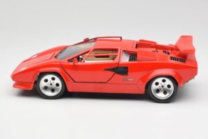 Lamborghini Countach Roșu Bburago 1:18 3047-M1 Metal - imaginea 4 din 8