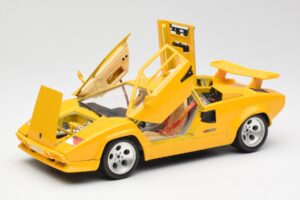 Lamborghini Countach Galben Bburago 1:18 3037 Metal - imaginea 2 din 8