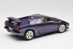 Lamborghini Diablo Violet Maisto 1:18 3028 Metal - imaginea 3 din 8
