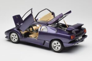 Lamborghini Diablo Violet Maisto 1:18 3028 Metal - imaginea 5 din 8