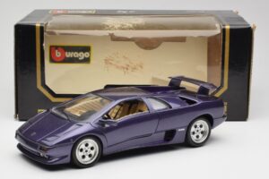 Lamborghini Diablo Violet Maisto 1:18 3028 Metal - imaginea 8 din 8