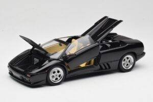 Lamborghini Diablo Roadster Negru AUTOart 1:18 70093-R1 Metal - imaginea 2 din 10