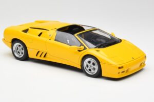 Lamborghini Diablo Roadster Galben AUTOart 1:18 70092 Metal - imaginea 6 din 8