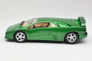 Lamborghini Diablo SE Verde Maisto 1:18 50303 Metal - imaginea 4 din 8