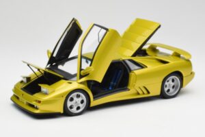 Lamborghini Diablo SE30 Anniversary Edition Galben Spyder AUTOart 1:18 79157 Metal - imaginea 2 din 8