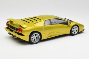 Lamborghini Diablo SE30 Anniversary Edition Galben Spyder AUTOart 1:18 79157 Metal - imaginea 3 din 8
