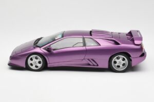 Lamborghini Diablo SE30 Jota Violet Metalizat AUTOart 1:18 79142 Compozit - imaginea 4 din 8