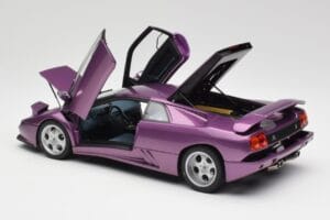 Lamborghini Diablo SE30 Anniversary Edition Violet Metalizat AUTOart 1:18 79158 Metal - imaginea 5 din 8