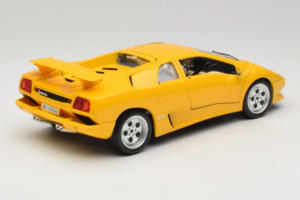 Lamborghini Diablo Galben Bburago 1:18 3041-M2 Metal - imaginea 3 din 8