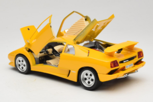 Lamborghini Diablo Galben Bburago 1:18 3041 Metal - imaginea 5 din 8